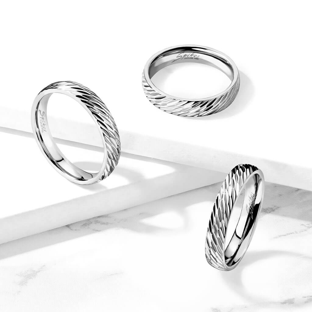 Anneau 316L Bague Coupes Profondes Diagonales Bande Bombée - Image 2